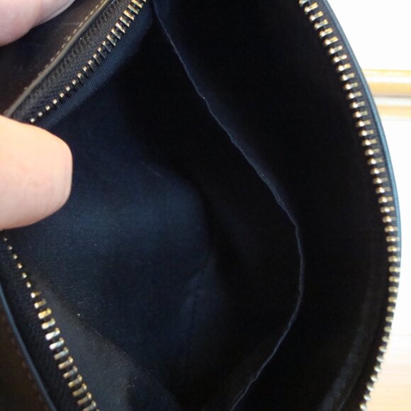 COACH Graham Crossbody Smooth Leather Black Adjustable Strap VERY GOOD CONDTION! - Picture 5 of 10